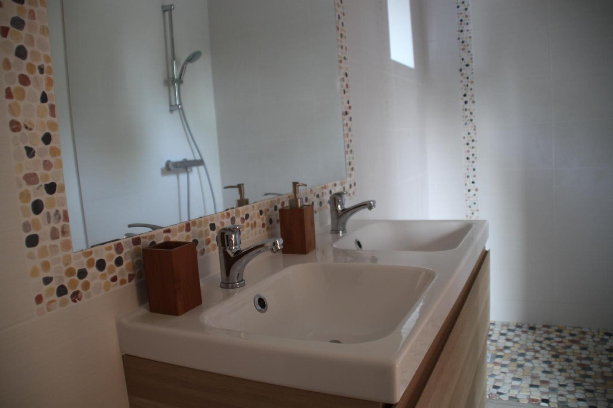Bed & Breakfast - Maison De Marie Messimy-sur-Saone Eksteriør billede