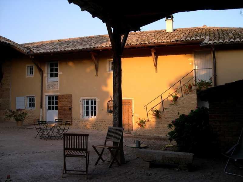 Bed & Breakfast - Maison De Marie Messimy-sur-Saone Eksteriør billede